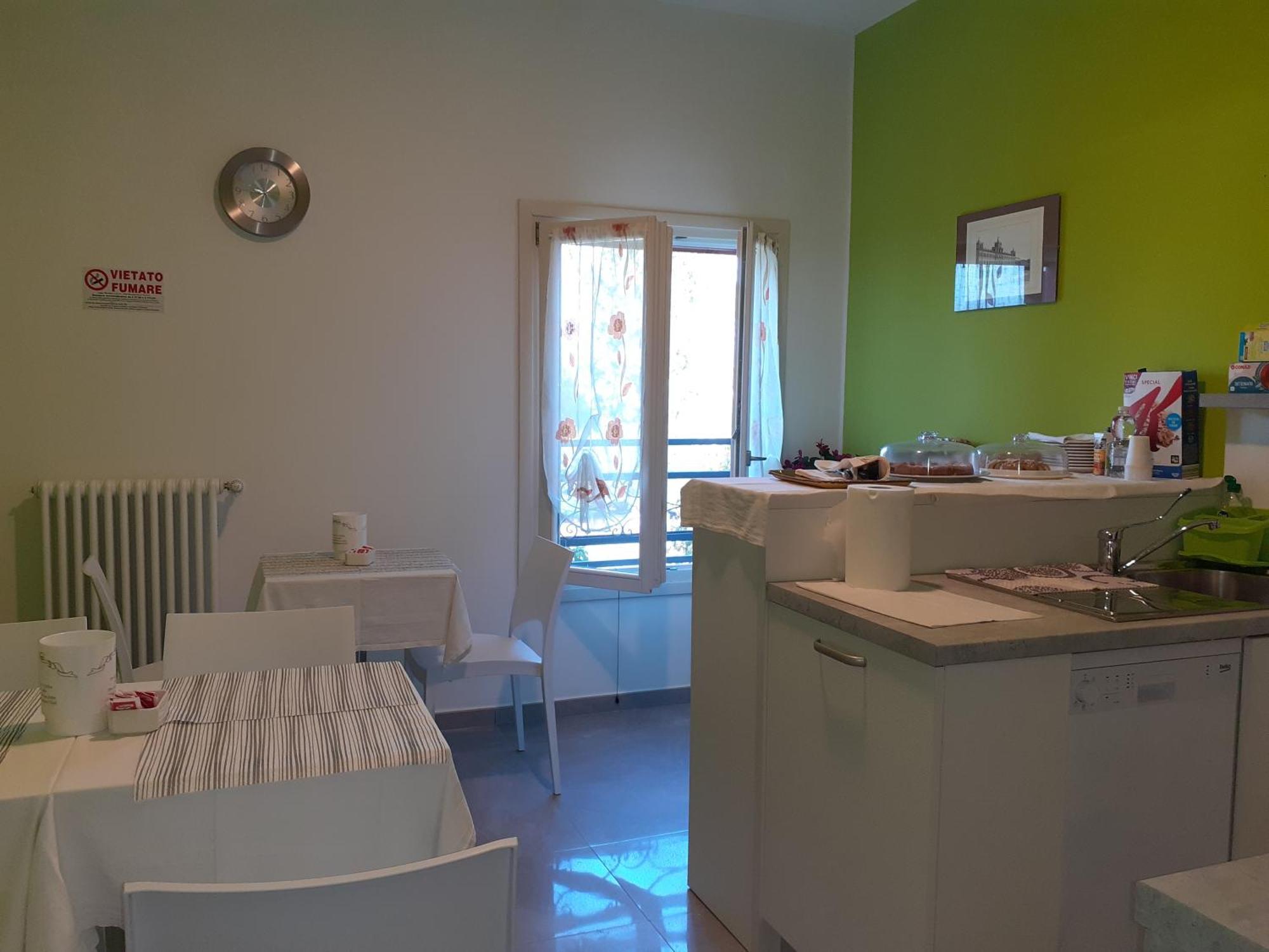 Royal Room & Breakfast Modena Exterior foto